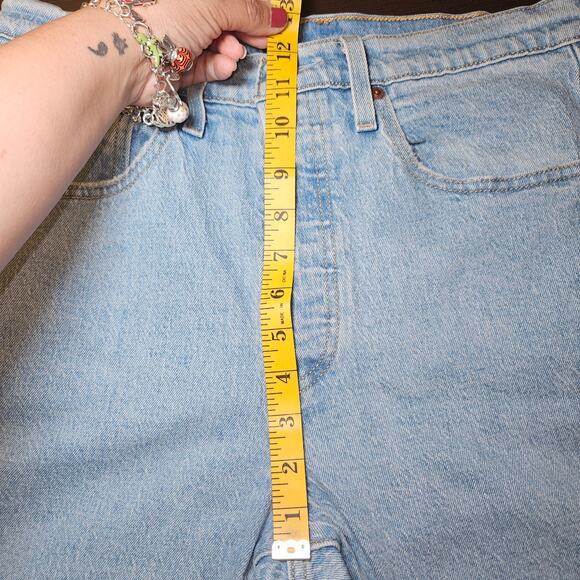 Levi’s 501 Skinny Jeans Women 31x30 Light Wash Button Fly Raw Hem High Rise Jean - Picture 9 of 12